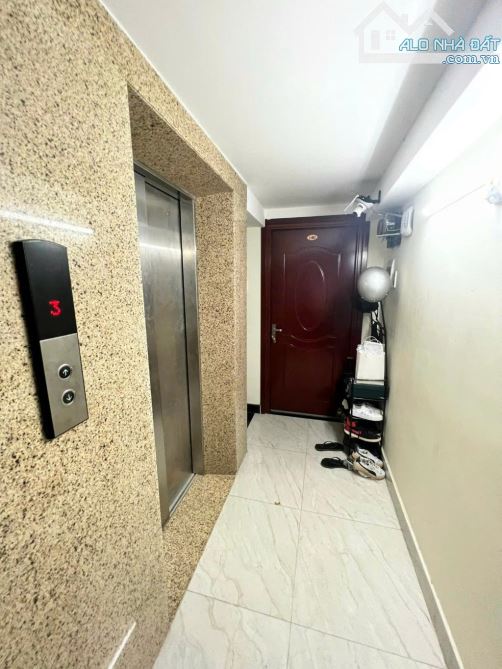 🔥HẺM NHỰA 12M🔥KHU VIP D2 P.25 - 5 TẦNG THANG MÁY - 72M2 (4 x 18) - CHỈ 13,6 TỶ - 2