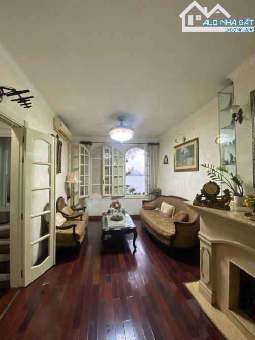 SIÊU PHẨM MẶT PHỐ TRÍCH SÀI – LÔ GÓC 3 THOÁNG – VIEW HỒ TÂY 62M² - 6T – MT 6.2 M – 61.8 Ỷ - 2