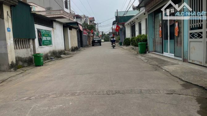 Đất đẹp 80.3m2 Đạc Tài, Quang Tiến, Sóc Sơn- thành phố vệ tinh Hà Nội - giá chưa đến 3 tỷ. - 2