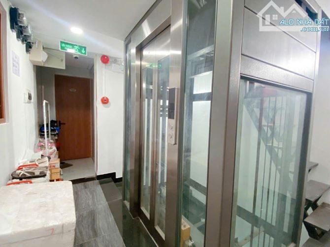 Tòa CHDV 8m x 23m,có hầm,thang máy,26 phòng + 1 MB cho thuê khoán 130tr/th,PCCC đầy đủ - 2