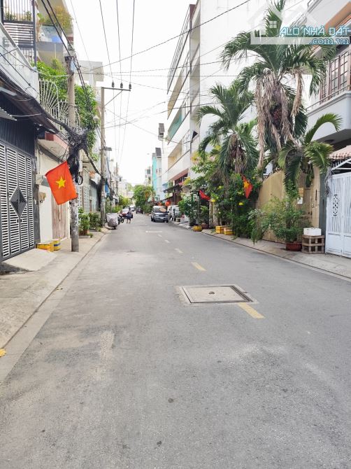 Nhà 2 Lầu Xe Hơi Đậu Trong – Thoại Ngọc Hầu Chỉ 7.2 Tỷ. 🏡 Diện tích: 66m² (4mx17) | 3PN | - 2