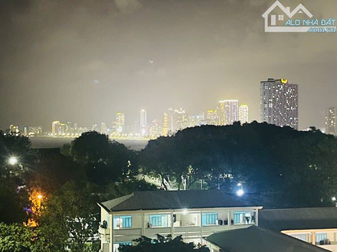 CĂN GÓC 3PN VIEW BIỂN TOÀ NAPOLEON NGAY BÃI TẮM HÒN CHỒNG. PHÁP LÝ SỞ HỮU LÂU DÀI - 2