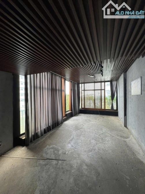 Biệt thự siêu đẹp Tứ Hiệp Thanh Trì. Sổ 230m, 8 tầng MT14m Giá 64 tỷ - 2