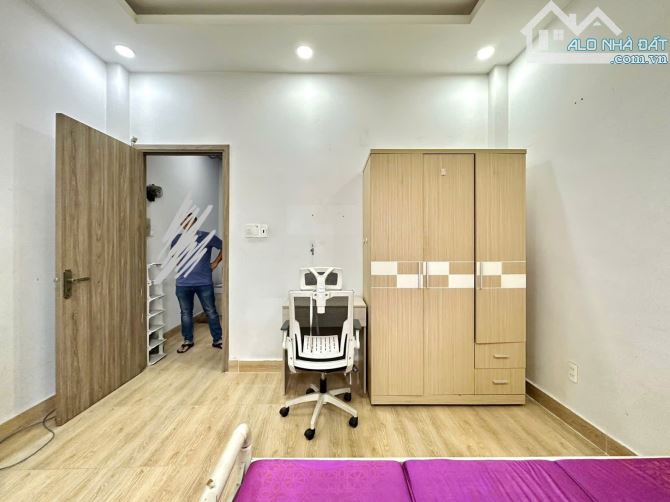 CHDV 6 TẦNG 70m2 (4x18) - 13 PHÒNG CHO THUÊ FULL - GIÁ 12.99T - 2
