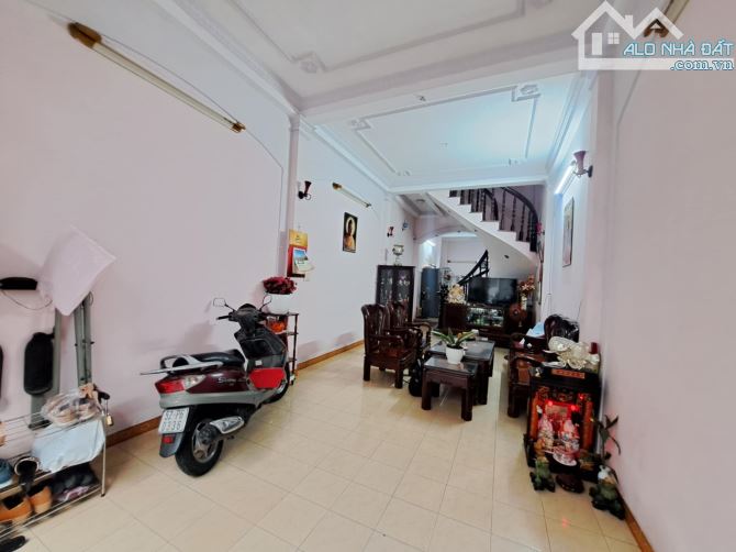 NHÀ ĐỒNG ĐEN HẺM 8M 64M2 3 TẦNG 9.8 TỶ - 3