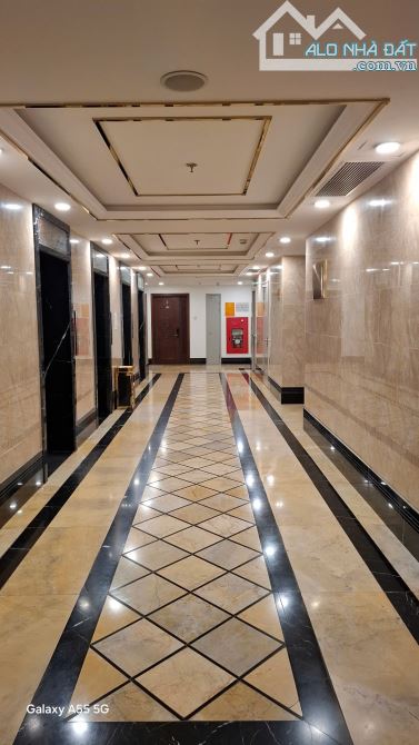 CHÍNH CHỦ GIẢM CHÀO BÁN GẤP CHUNG CƯ CAO CẤP BÊN HOÀNG CẦU DT152m2 LÔ GÓC - 3