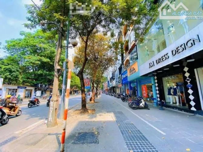 Bán nhà mặt phố Chùa Bộc – Hai mặt thoáng – Vị trí vàng kinh doanh – 52m² x 2 tầng – Giá c - 3