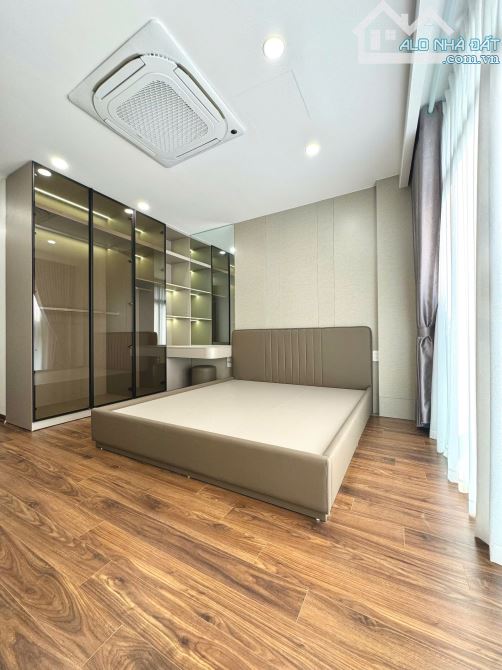 NHỈNH 11 TỶ- NGUYỄN LAM-LONG BIÊN-NHÀ ĐẸP-6 TẦNG THANG MÁY-NỘI THẤT ĐẸP-Ô TÔ VÀO NHÀ - 3