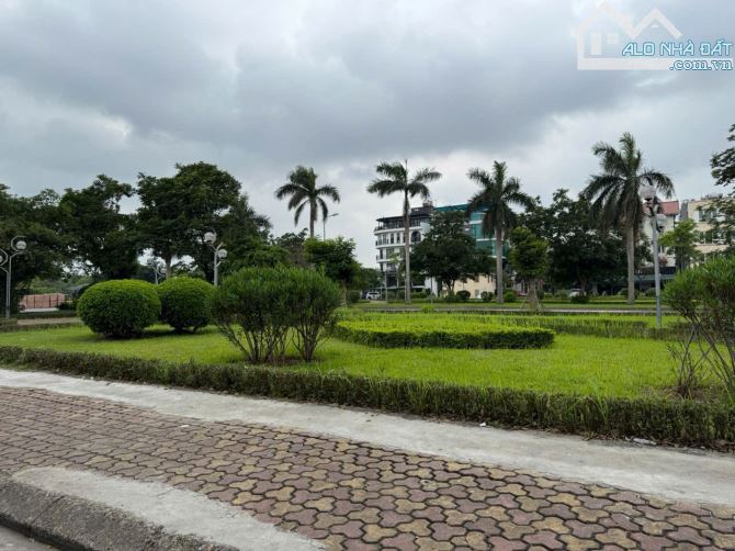 CẦN BÁN NHÀ BIỆT THỰ VIỆT HƯNG LONG BIÊN HÀ NỘI. - 3