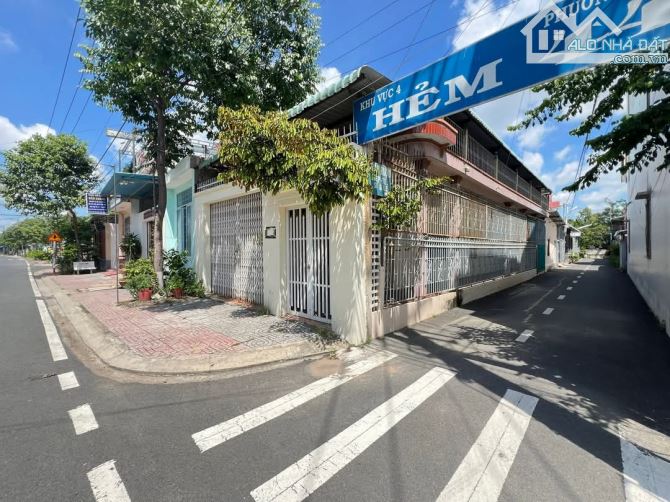 BÁN NHÀ TRỆT GÓC 2 MẶT TIỀN HUỲNH PHAN HỘ GIÁ 4 TỶ 6 - 3