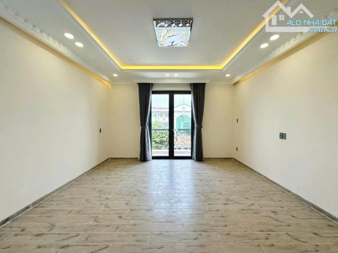 SATVĂN TIẾN DŨNG 6 TẦNG THANG MÁY-Ô TÔ 10M-NHÀ SANG Ở SƯỚNG-GẦN TRƯƠNG CHỢ -CHỈ NHỈNH 7 TỶ - 3