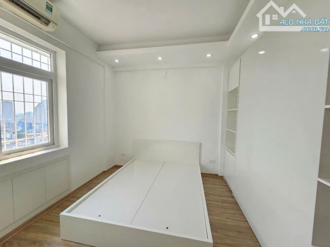 Bán căn 2 ngủ 61m2, full nội thất mới tinh tại N03 Trần Quý Kiên Cầu Giấy - 3
