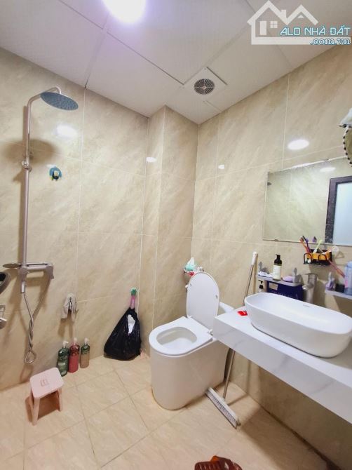 NHÀ MỚI DÂN MỚI XÂY 5 TẦNG, 32M, Ô TÔ TRÁNH CÁCH NHÀ 9M, CHỈ 6 TỶ GẦN CHỢ HÀ ĐÔNG - 3