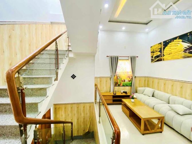 Bán Nhà Kiệt Trải Nhựa 123 Cù Chính Lan - 3 Tầng - 71m1 - MT 4m5 - 5Tỷ15. - 3