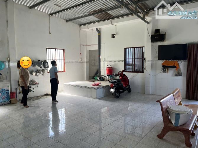 5,5 tỷ bán g.ấ.p nhà mặt tiền đường Nguyễn Thìn - Chợ Long Thuận , TP Gò Công Đông, TG - 3