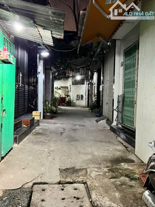 Lưu Hữu Phước Quận 8- 42m2 - 4 tầng full nọi thất giá chỉ 4 tỷ hơn. - 3