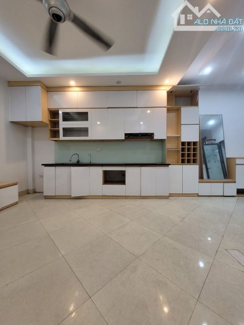 BÁN NHÀ 3 TẦNG ĐÔNG DƯ- GIA LÂM GẦN CẦU THANH TRÌ - 3