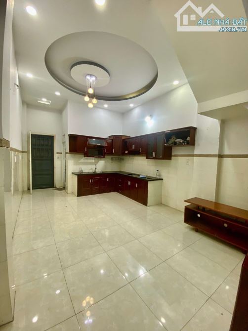Bán nhà SHR 3 tầng Trần Thị Hè HXH quận 12 nhỉnh 4 tỷ - 3