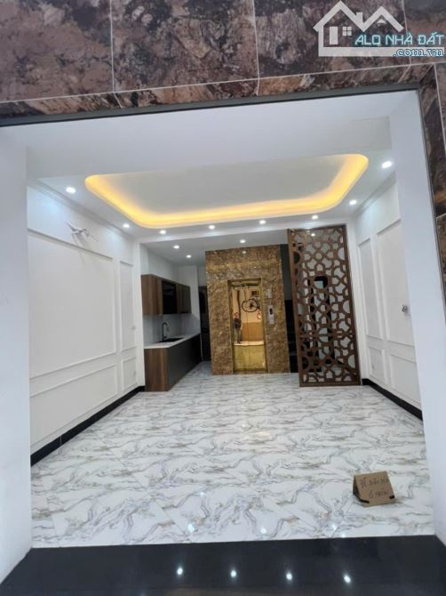 Phân lô, thang máy phố Yên Hoà - Cầu Giấy 35m2 x 7 tầng, mặt tiền 4.5m, giá 8.8 tỷ - TL - 3