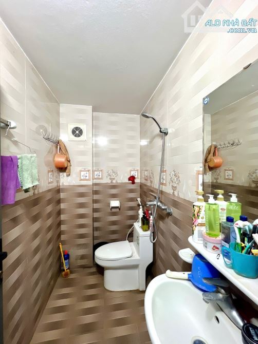 Bán nhà mặt phố Thi Sách, 110m2, 4 tầng, 59 tỷ, vỉa hè rộng, ô tô tải đỗ, kinh doanh đỉnh - 3