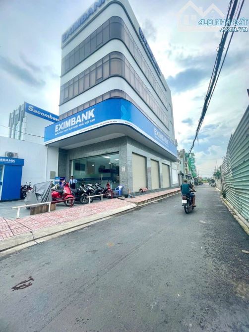 MẶT TIỀN ĐẤT FULL THỔ CƯ Đường Thạnh Xuân 46 P. Thạnh Xuân, Quận.12 dt 138m2 (5mx28m) - 3