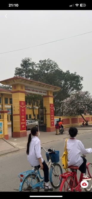 Cần bán đất rẻ đấu giá , hiền Ninh sóc sơn HN Dt 187 m2 , MT 14 m . — Cách trường cấp 1 cấ - 3