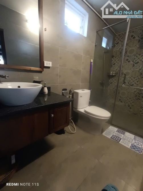 Mặt phố Tô Hiến Thành 60m tầng 2 lô góc - 3