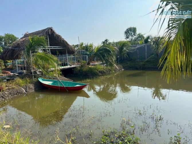 Nhà vườn 500m2 đất view kênh cực đẹp chỉ 980tr - 4