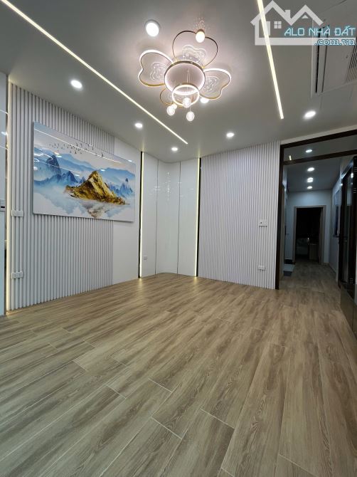 Bán căn nhà 46m tái định cư cây đa - đằng giang ngô quyền  Diện tích :46m ngang 4m x 5 tần - 4