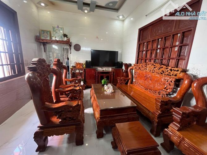 5,5 tỷ bán g.ấ.p nhà mặt tiền đường Nguyễn Thìn - Chợ Long Thuận , TP Gò Công Đông, TG - 4