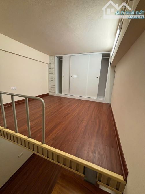 Cho Thuê CCMN Ngõ 113 Yên Hoà Cầu Giấy 25m2 Gác Xép Ban Công Thang Máy Full Nội Thất - 4