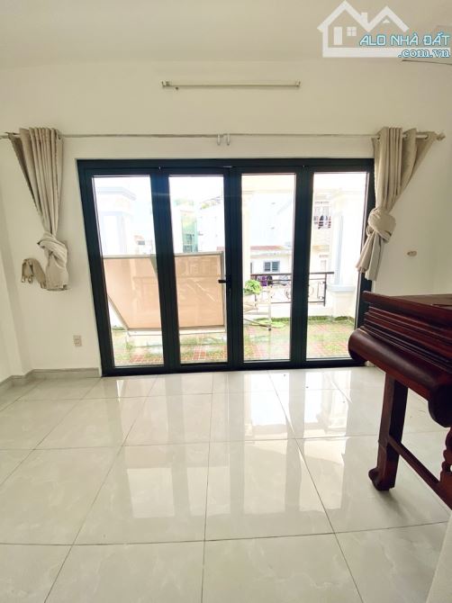 HXH 8M, MẶT TIỀN 5.2M, 4 TẦNG, 61M² - NGAY CÔNG VIÊN NGUYỄN SỸ SÁCH, NHỈNH 8 TỶ - 4
