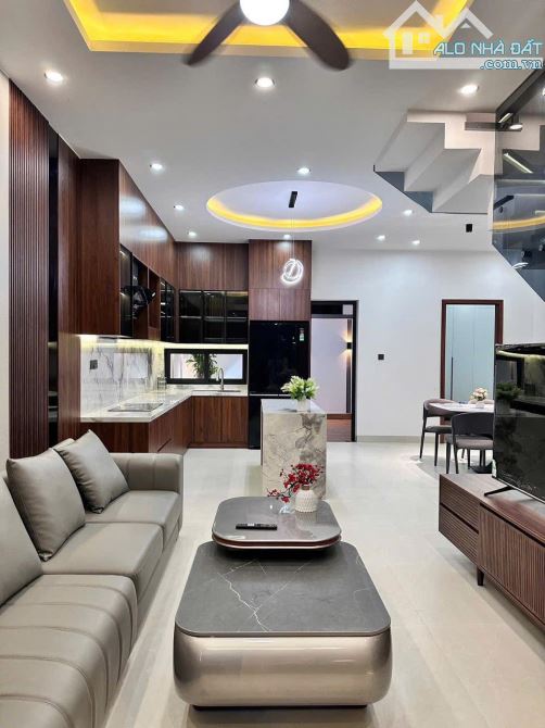 Mở Bán Villa 2 Tầng Full Nội Thất Kiệt Ô Tô Vũ Ngọc Phan - Cạnh Đường Nguyễn Hoàng 43M - 5
