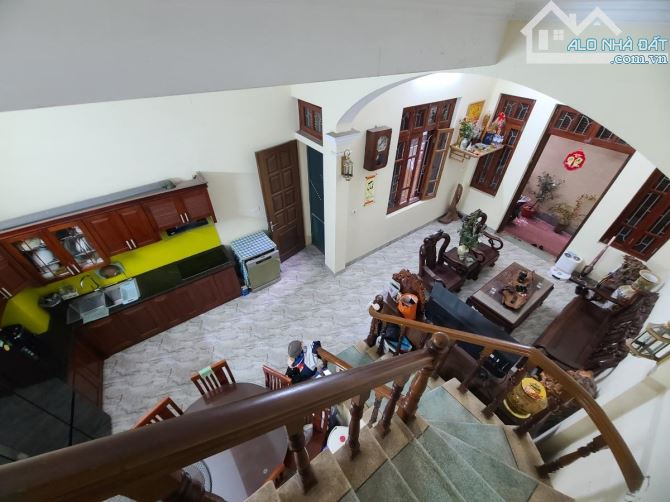 Bán nhà Trường Chinh - Đống Đa. Dt 60m, 3 tầng, mặt tiền 5.5m. Giá hơn 11 tỷ (còn TL) - 5
