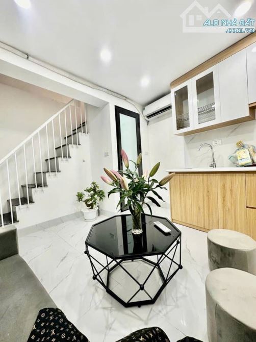 CHÍNH CHỦ BÁN ĐẤT MIÊU NHA - TÂY MỖ, NGÕ Ô TÔ, DIỆN TÍCH GẦN 50M², CHỈ NHỈNH 5 TỶ - 5