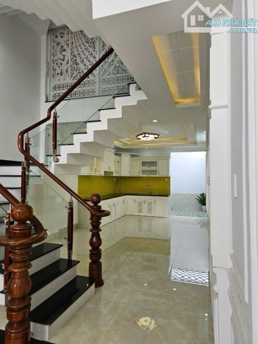 Nhà 4 tầng đường THẠNH XUÂN 22 phường THẠNH XUÂN ,Q12, dt 87m2 (4mx22m)💵6,8tỷ - 5