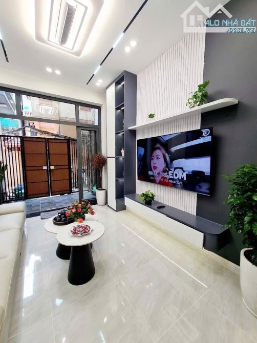 BÁN NHÀ MẶT NGÕ 9,6 TỶ 39m 4 TẦNG MT 3,5m CÁCH 10m Ô TÔ ĐỖ KINH DOANH ĐỈNH ĐỘI CẤN BA ĐÌNH - 5