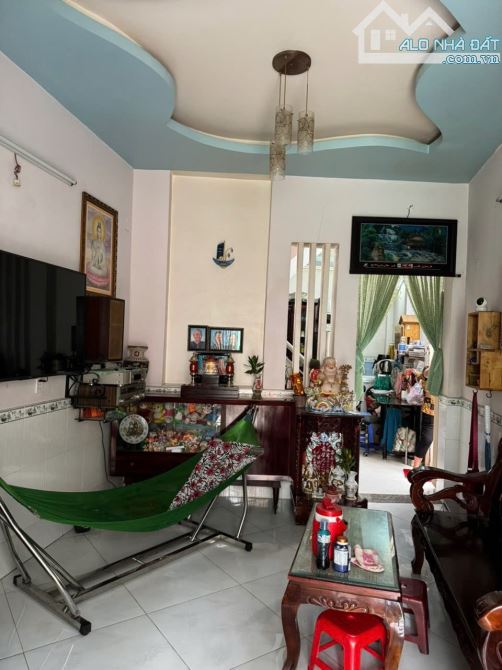 Bán nhà hẻm gốc 2MT Phạm Thế Hiển -43.8m.2- 3.3m x 14.02m- nở hậu nhẹ 3.66m- 1 lầu -2PN F7 - 6