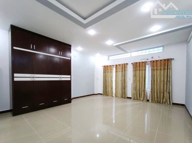 BÁN NHÀ 5 TẦNG TRUNG TÂM Q.3 – LÊ VĂN SỸ – 5.2x16m – 8PN – CHỈ 18.5 TỶ - 6