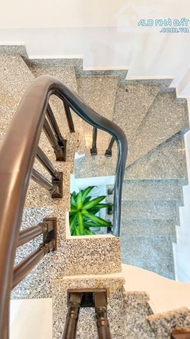 CHÍNH CHỦ BÁN ĐẤT MIÊU NHA - TÂY MỖ, NGÕ Ô TÔ, DIỆN TÍCH GẦN 50M², CHỈ NHỈNH 5 TỶ - 6