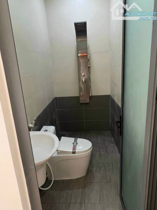 Giá ngộp bán gấp 12 tỷ. Nhà mặt tiền Đặng Văn Trơn- P. Hiệp Hoà. Ngang 12m. full thổ cư. - 6