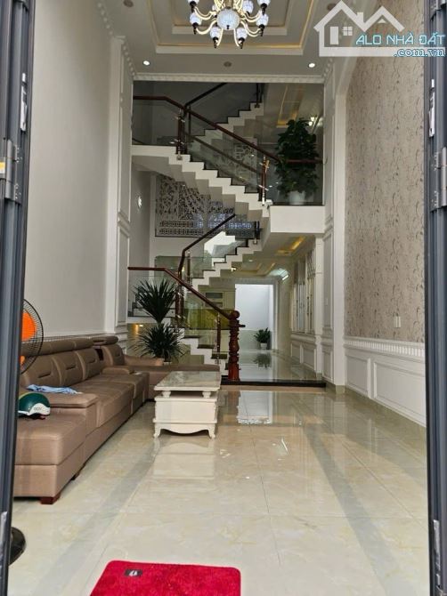 Nhà 4 tầng đường THẠNH XUÂN 22 phường THẠNH XUÂN ,Q12, dt 87m2 (4mx22m)💵6,8tỷ - 6