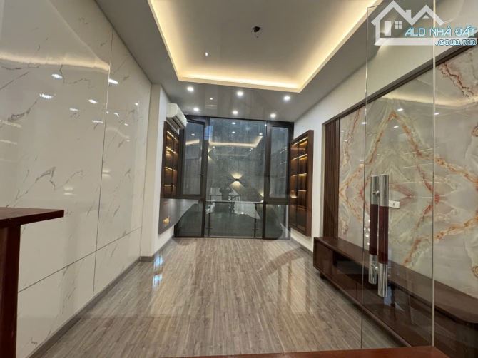 Bán nhà Đường Láng, Quận Đống Đa, 43m2x5T giá 12.2 tỷ, Phân lô, Oto đỗ cửa - 7