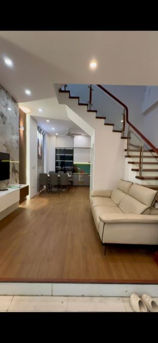 Siêu vip siêu đẹp view hồ mễ trì .full nội thất xịn bền đẹp chủ cần bán gấp - 7