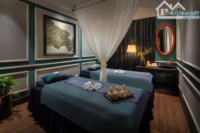 Chủ vay Bank 100 tỷ- Khách sạn mặt phố Hàng Điếu- 200m2 - MT 8.5m - 11 tầng - 50p - 195 tỷ