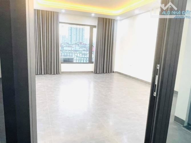 BÁN NHÀ Khương Trung 8 tầng mới, ô tô kinh doanh, dt 45m2, mt 4.7m, 14.7 tỷ - 9