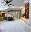 - Bán nhà đường Thuỵ Khuê, sát phố, nội thất xịn sò, 32m2, 9 tỷ.