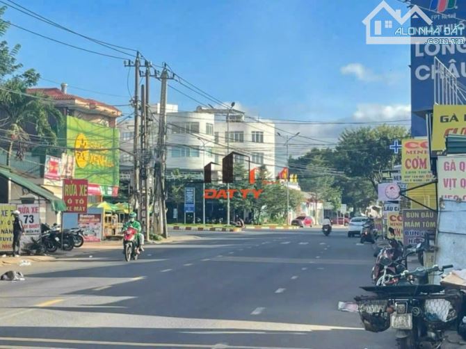 ĐẤY HẺM 40 Y WANG, P EATAM, TP BMT. DT 5X30, 1.69 tỷ