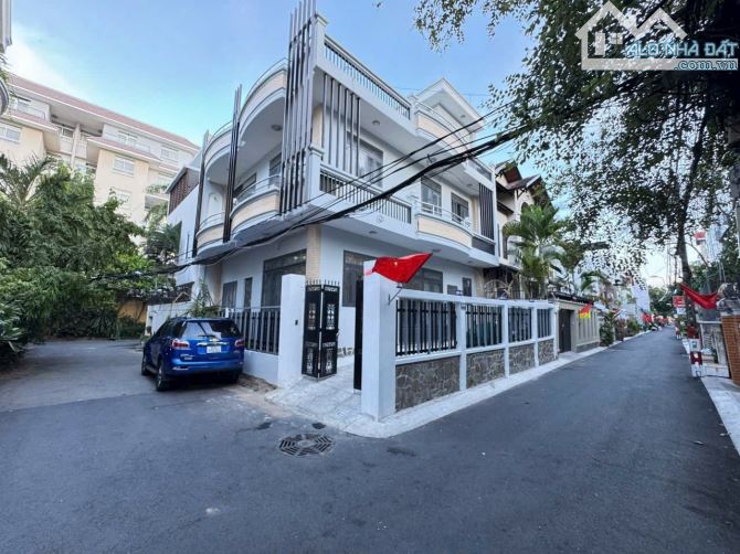 Siêu phẩm khan hiểm góc 2 MT Khu Làng Báo Chí Q.2 - 10x12m 4 tầng - HĐT 30tr giá còn 30 tỷ