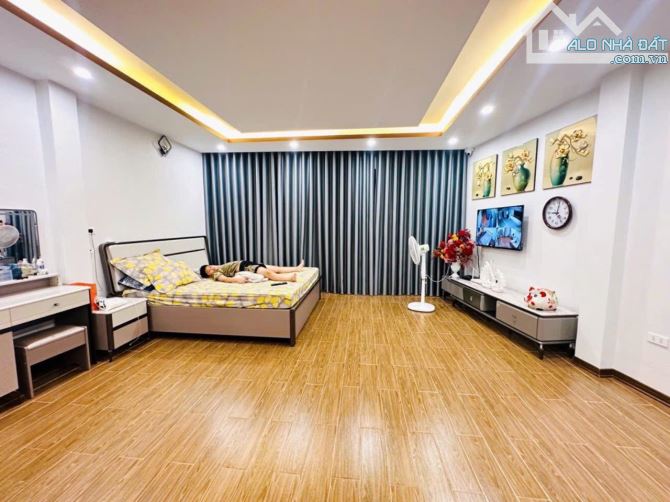 Bán riêng ngõ 82 Trần Cung, Phường Nghĩa Tân , Cầu Giấy , Ngõ Rộng , Ô tô vào nhà